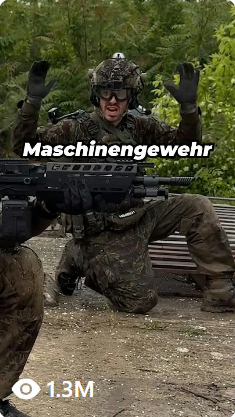 Maschinengewehr Facebook clip with 1.3 million views